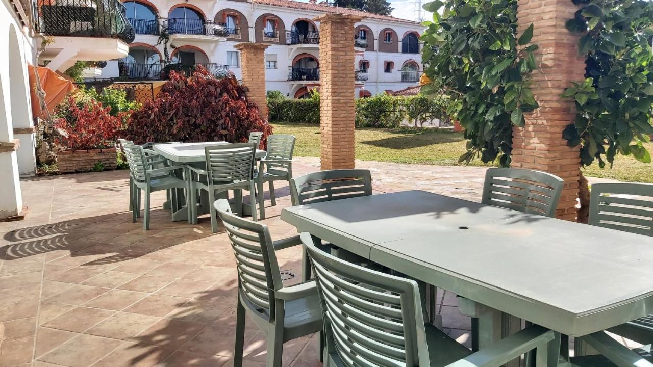 Апартаменти Del Parque Flats Interpares Swimmingpool Малага Екстер'єр фото